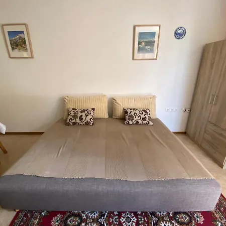 Bakel Gerard Apartment Bled