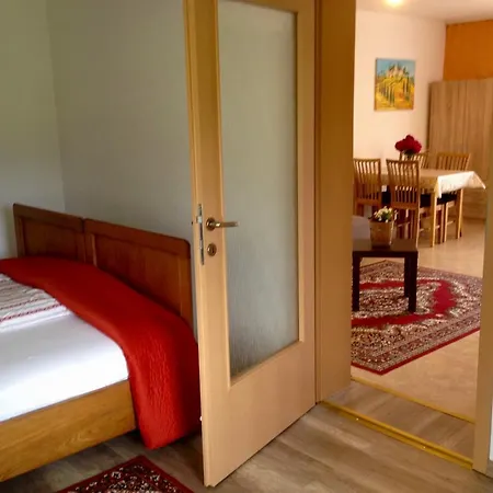 Apartament Bakel Gerard