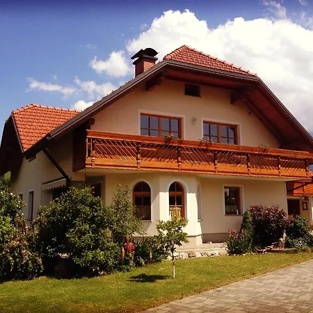 Bakel Gerard Apartment Bled