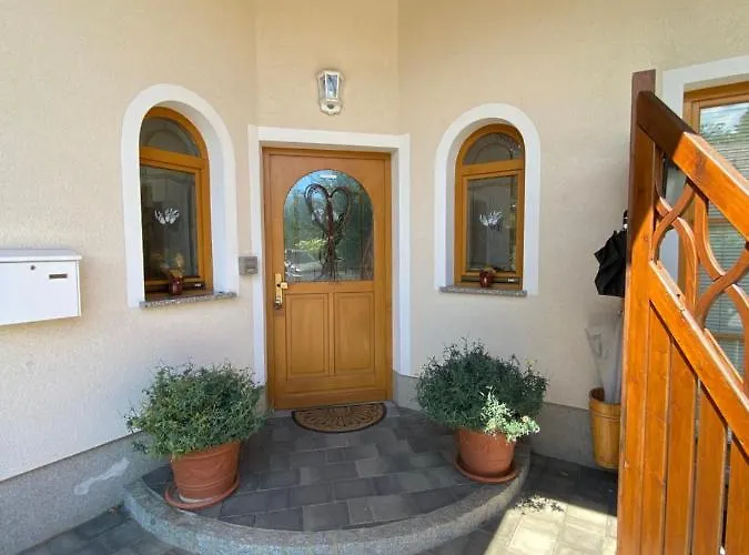 Bakel Gerard アパート ブレッド